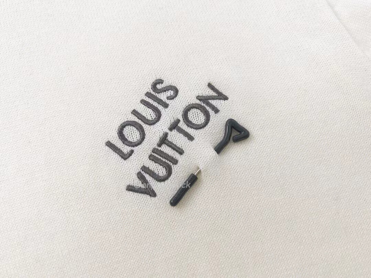 Louis Vuitton Signature Short Sleeved T Shirt (4) - newkick.cc